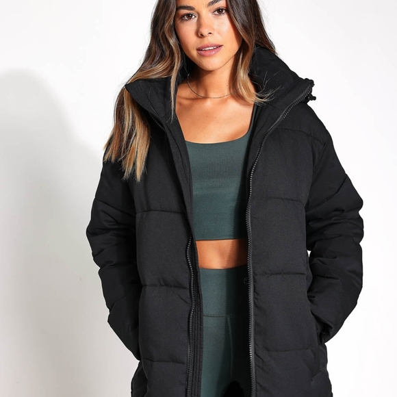 GIRLFRIEND COLLECTIVE Mystic Black Recycled Polyester Size XSmall Long Coat - Picture 2 of 12